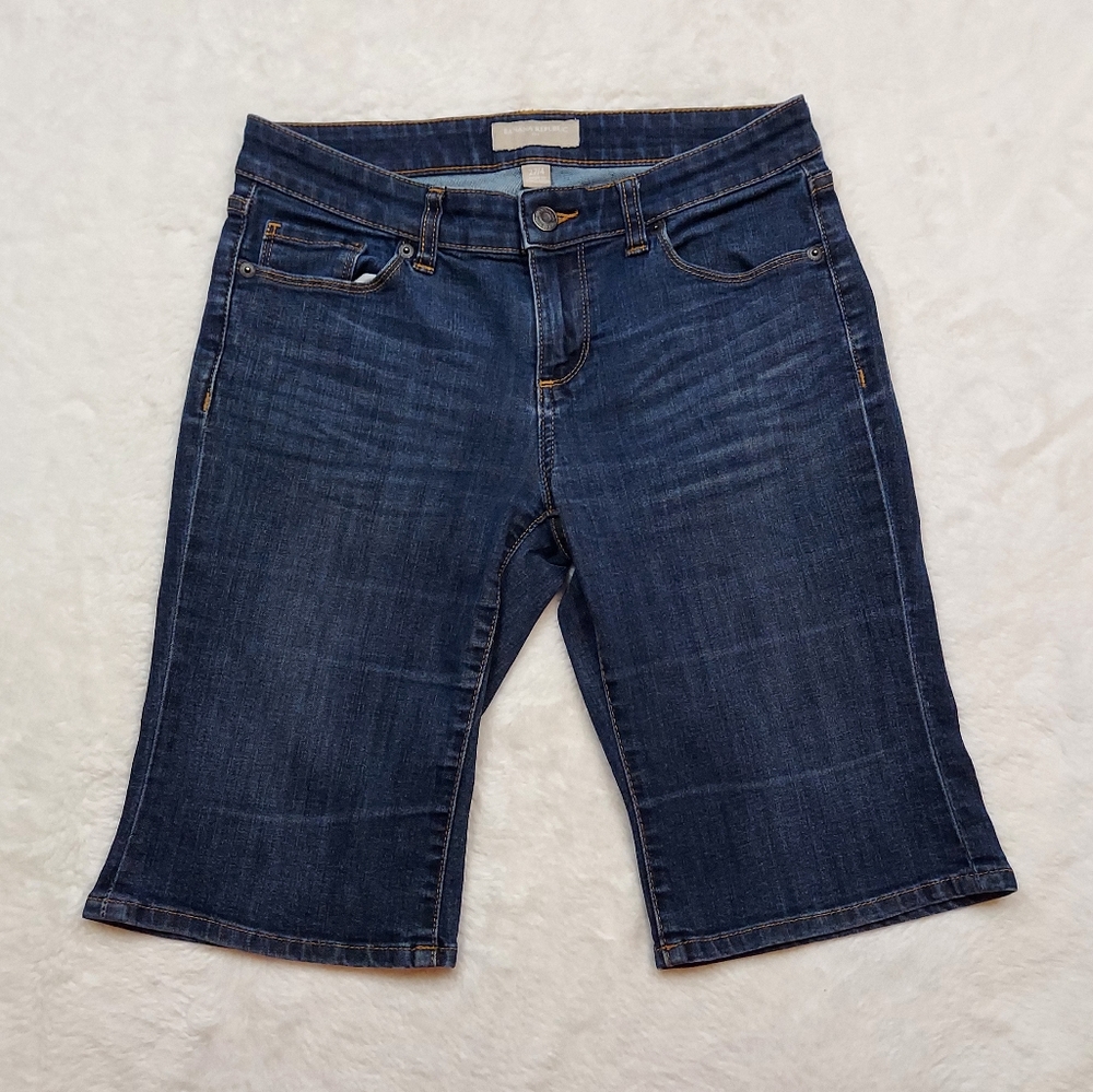 Banana Republic Blue Jean Mid Rise Bermuda Shorts Size 27/4